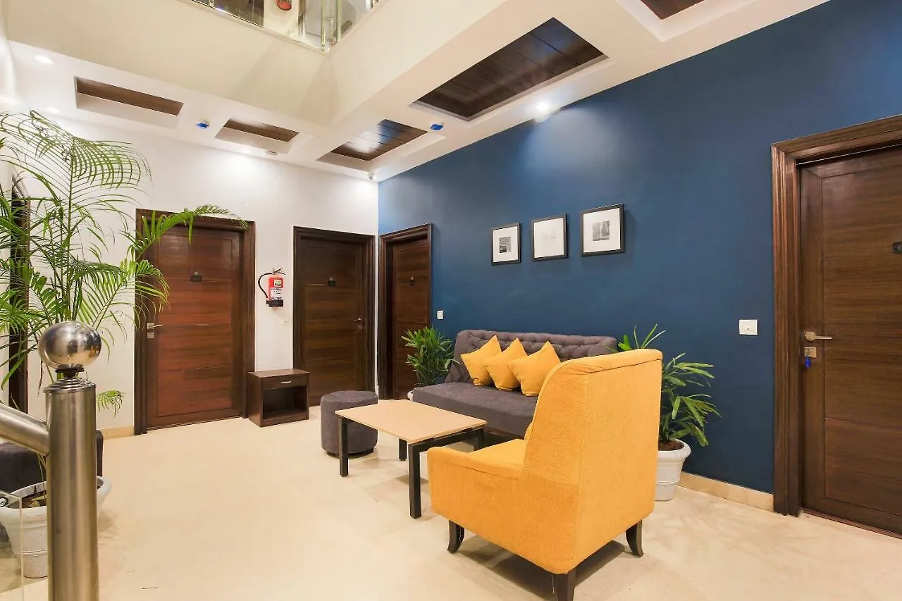 Silverkey Executive Stays 33402 Huda City Centre Gurgaon 3*,